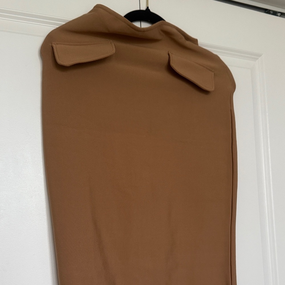 Elegant Tan Women's Skirt